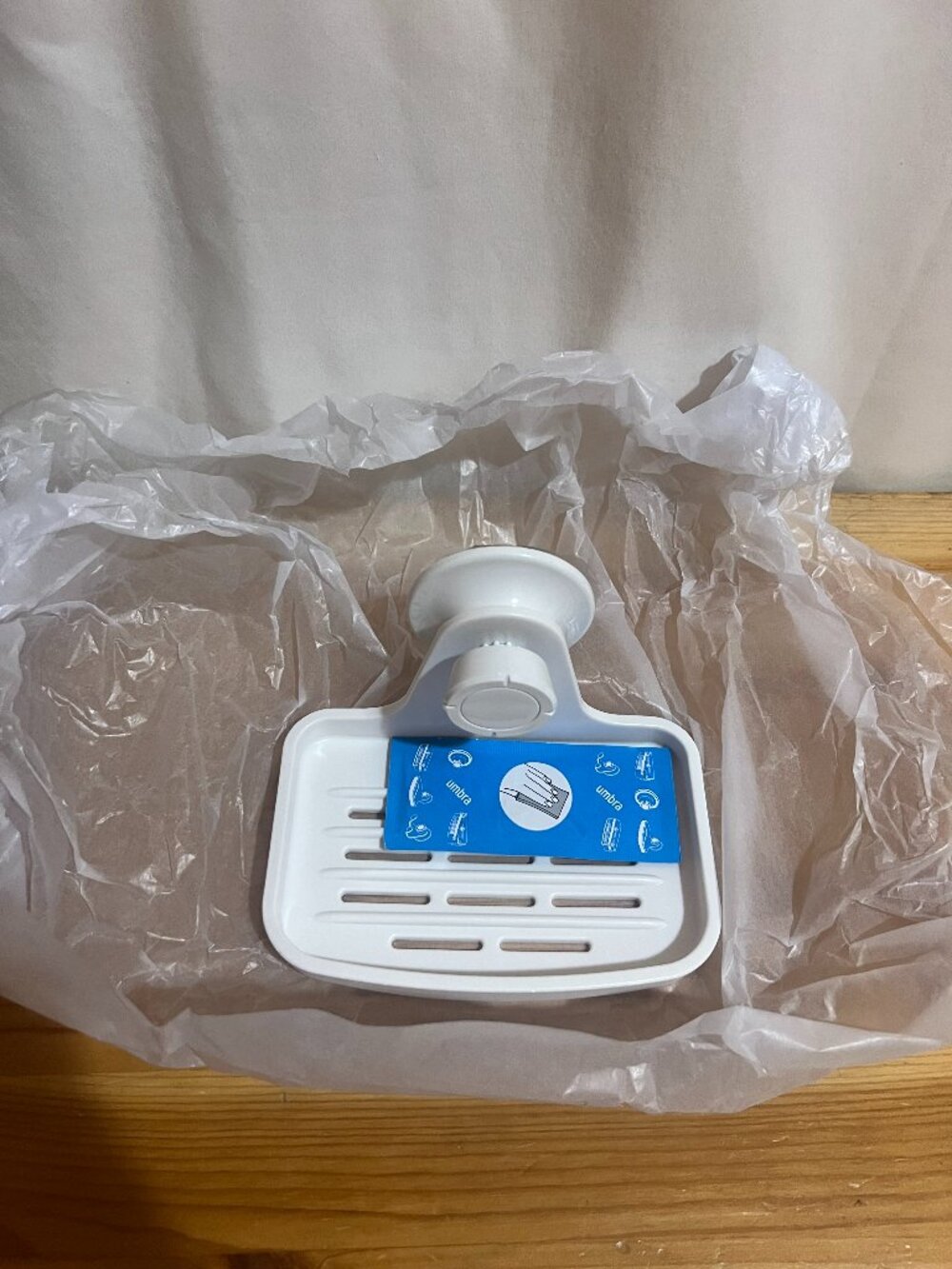 Umbra Flex Soap Dish with Patented Gel-Lock Technology Suction Cup, White Brand